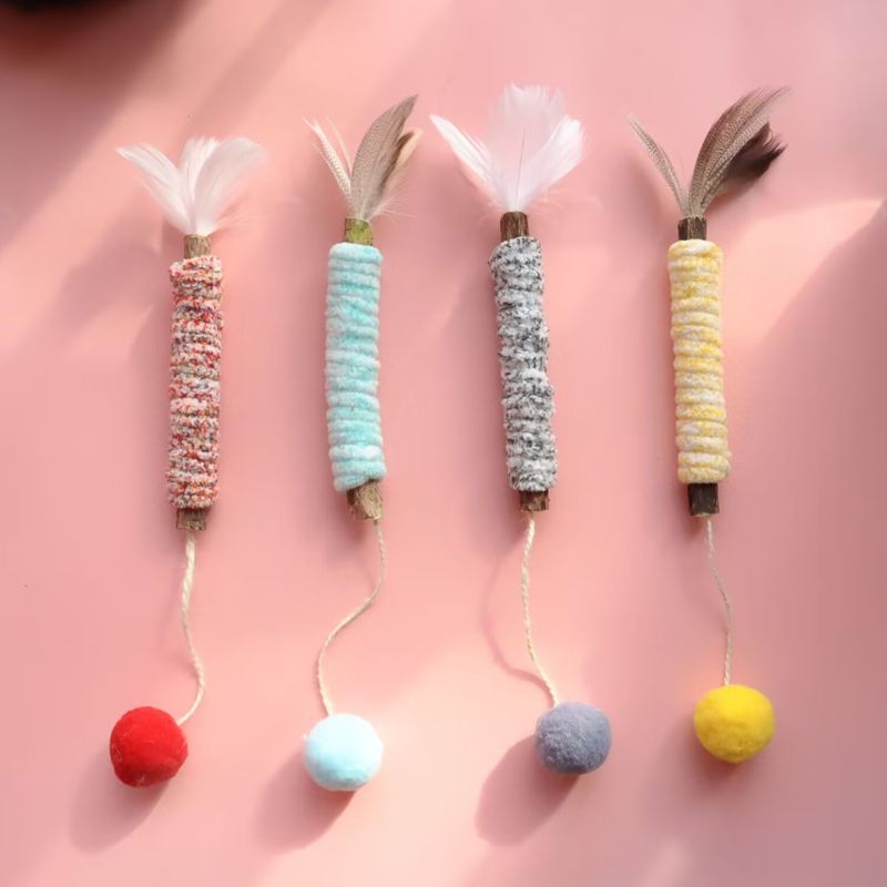 New Wooden Tianpo Teething Wool Wrapped Pom Teaser Stick, Feather Durable Chew Cat Self-Entertainment Gadget_voghion.com