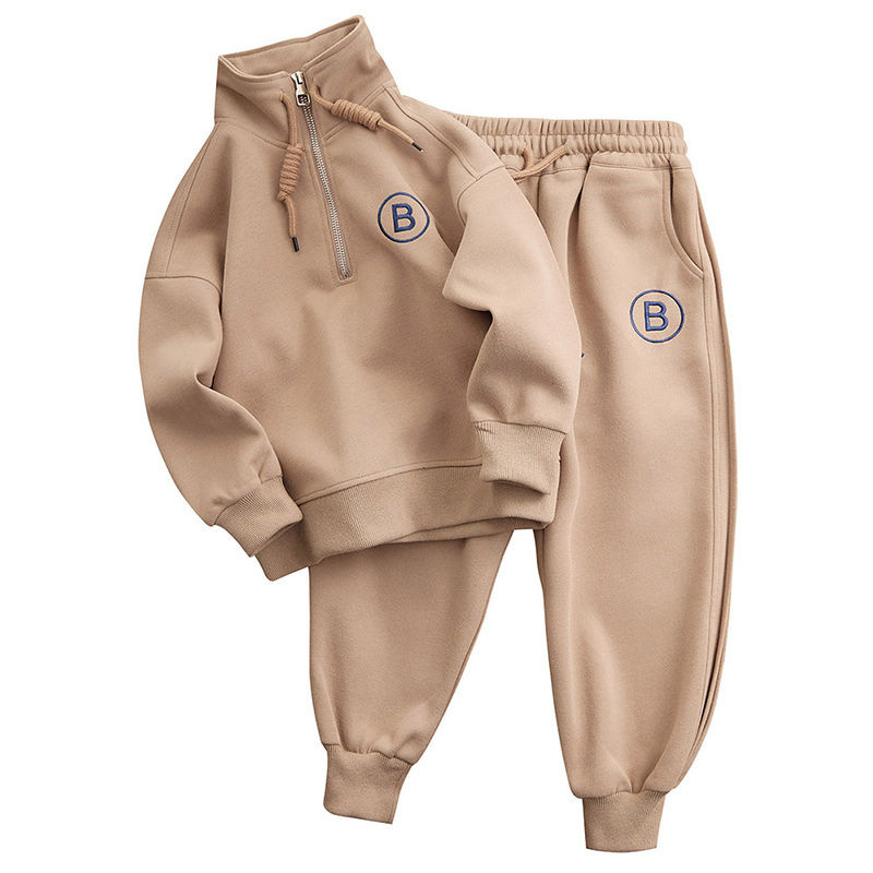 Boys Autumn and Winter New Pi Shuai Sweater and Pants Two Piece Set 2023 Middle and Big Boys Top and Pants Sports Set_voghion.com
