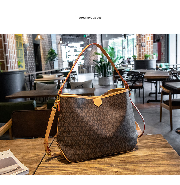 2023 New Fashion Borsa versatile Moda Donna Borsa a tracolla monospalla Secchio d'acqua di grande capacità_voghion.com