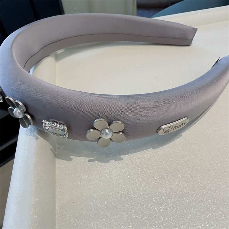 Koreanische minimalistische Haarspangen für Damen – Elegantes Kamelien- und Bärendesign, leichtes Stirnband im Luxusstil für Hautpflege, Arbeit und Alltag_voghion.com