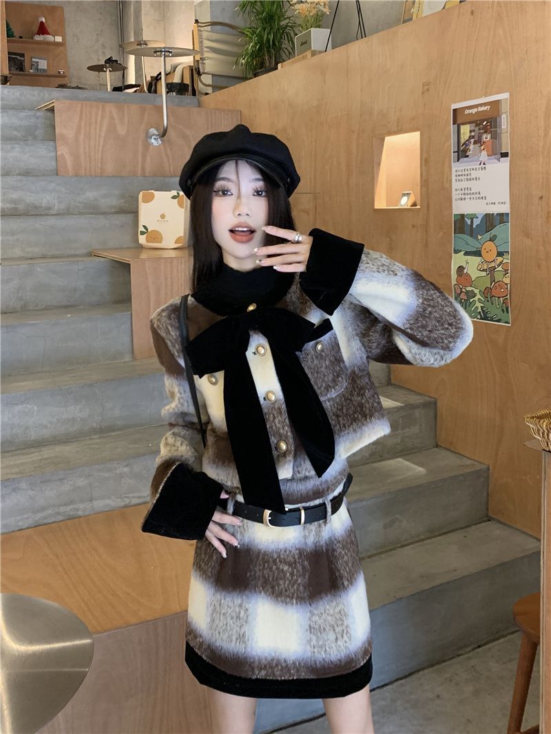 Tendencia de este año: Hermoso vestido de traje de lana estilo pequeño para mujer Otoño Invierno 2024 Celebridad de Internet_voghion.com