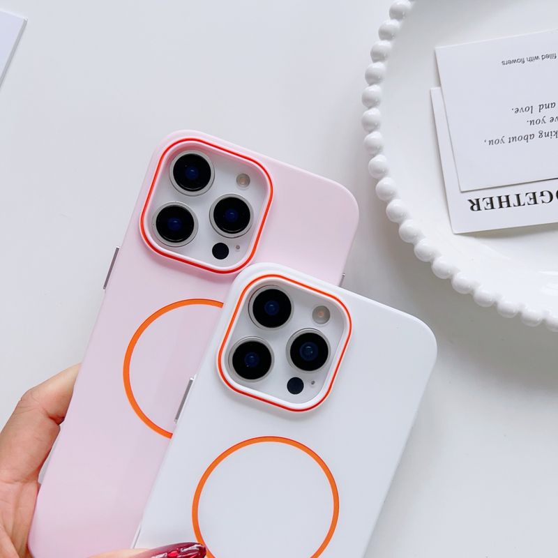 Carcasă magnetică rigidă mată cu curea de încheietură pentru iPhone 16 15 14 Plus 13 12 Pro Max, cu încărcare wireless și rezistență la șocuri_voghion.com