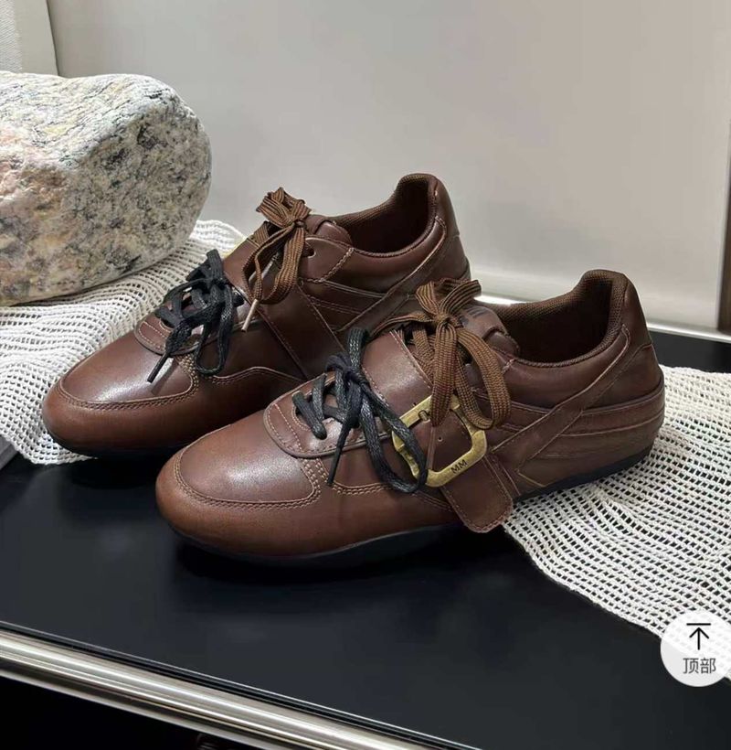 Edizione in pelle di pecora Dexun 2025 Autunno Nuovo in pelle con fibbia e doppio laccio, suola morbida, scarpe sportive casual da donna_voghion.com