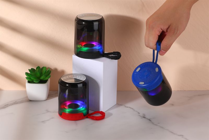 TG314 speaker, outdoor portable LED light card, USB flash drive, FM subwoofer gift, Bluetooth speaker_voghion.com