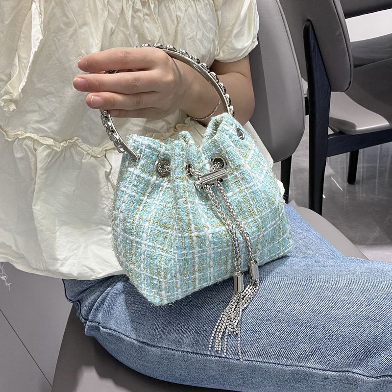 Damentaschen Metallring Handtaschen One Shoulder Kleine Chanel Style Nizi Abendtasche Damentasche_voghion.com