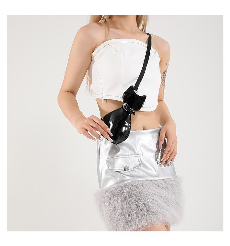 Klein niche ontwerp 2024 nieuwe mini vrouwen creatieve kat schouder lakleer glanzend oppervlak crossbody tas trend_voghion.com