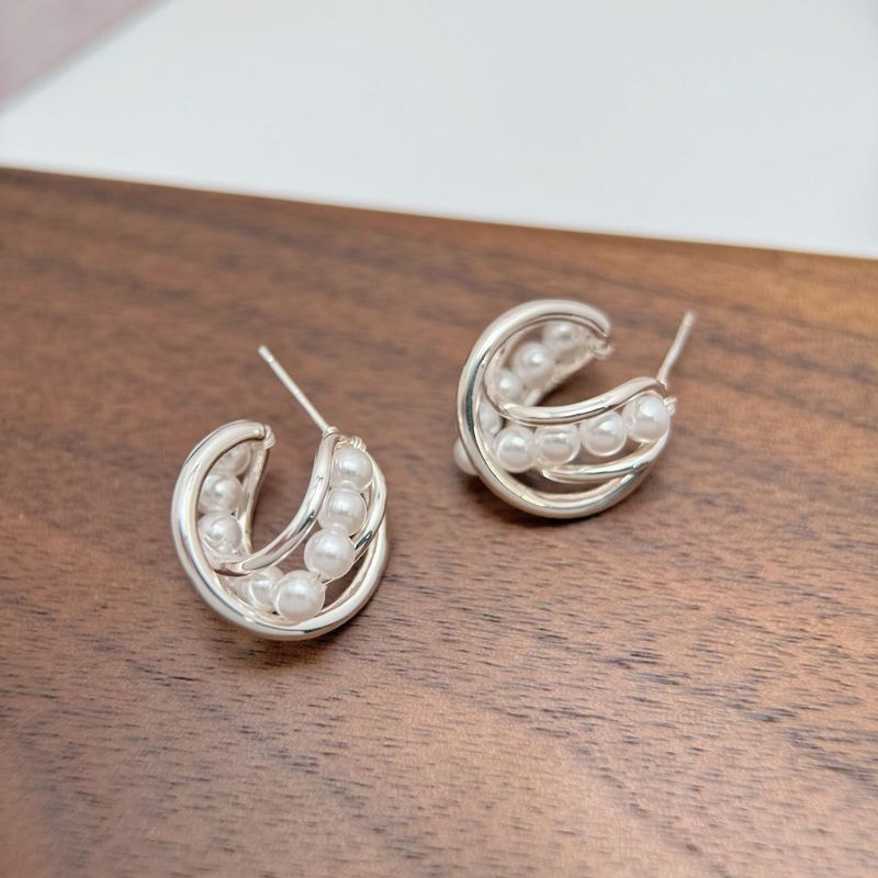 Stile francese delicato, elegante temperamento, perla, personalità femminile, 2025, nuovi orecchini versatili, sensazione di alta qualità_voghion.com