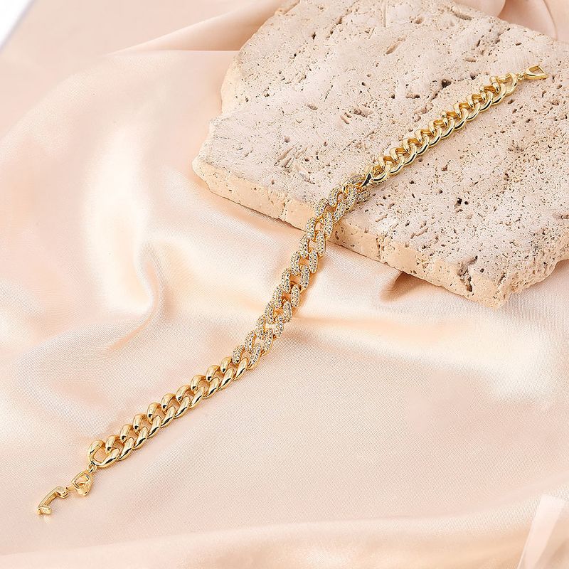 Nuovo braccialetto versatile di lusso leggero con catena cubana alla moda, zircone pieno, pietre preziose colorate, elegante braccialetto in rame micro intarsiato_voghion.com