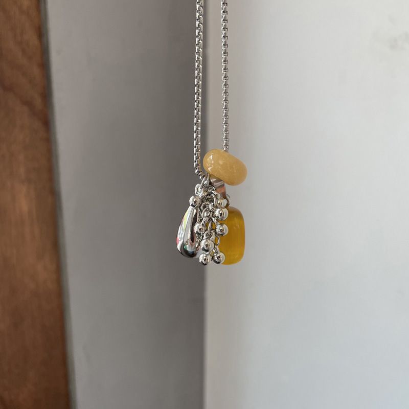 Collier pendentif grappe de raisin en acier titane, personnalité simple, mode polyvalente, niche clavicule haut de gamme_voghion.com