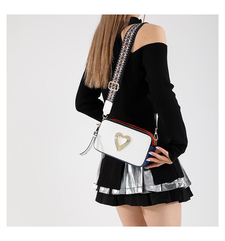 Celular para crossbody, bolsa pequena quadrada feminina de nicho francês de alta qualidade para o verão de 2024, bolsa para câmera de um ombro_voghion.com
