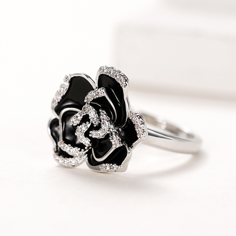 Elegante anello da donna in zircone smaltato con esclusivo anello adesivo gocciolato fatto a mano con fiori di rosa nera per le donne_voghion.com