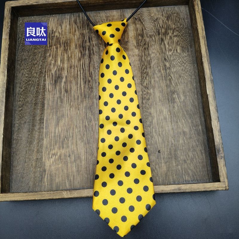 Cravatta piccola regolabile senza nodo per uomo, stile studentesco con simpatici cartoni animati, faccina sorridente personalizzata, design stampato colorato_voghion.com