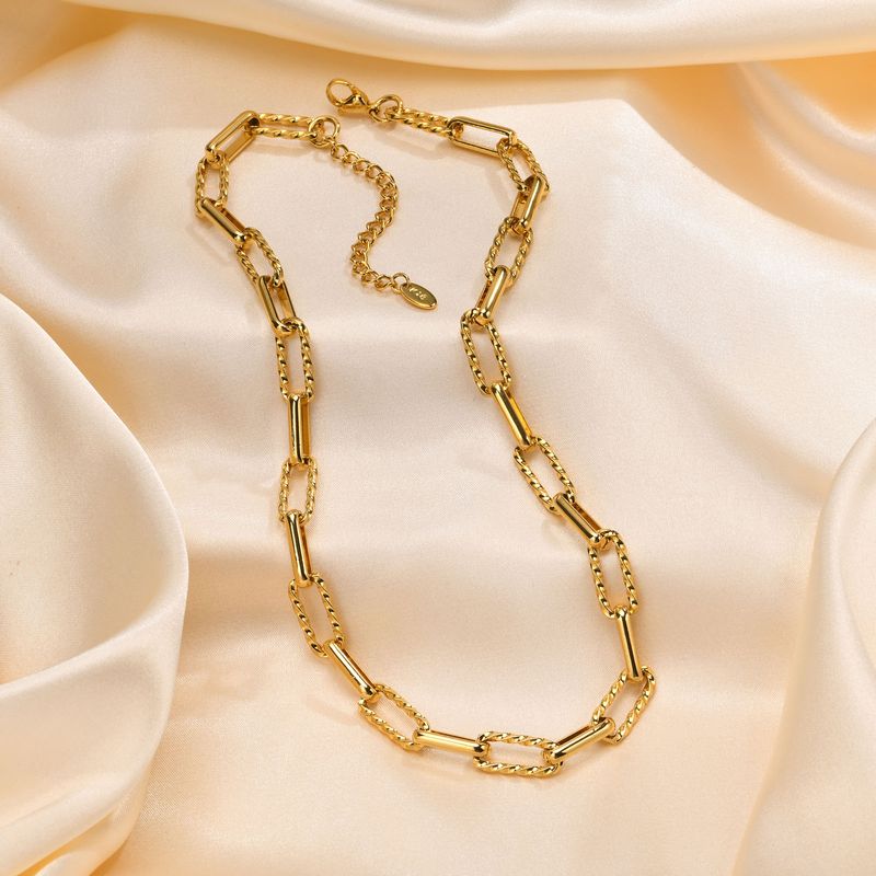 Cadena de clip elegante y moderna para mujer, collar de capas K, joyería de acero inoxidable chapada en oro._voghion.com