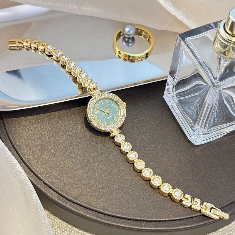 Orologi da donna con bracciale, nuovi orologi da donna con bracciale in diamanti colorati completamente digitali, orologi da donna di lusso di alta gamma, leggeri e scintillanti, di alta qualità, con diamanti transfrontalieri._voghion.com