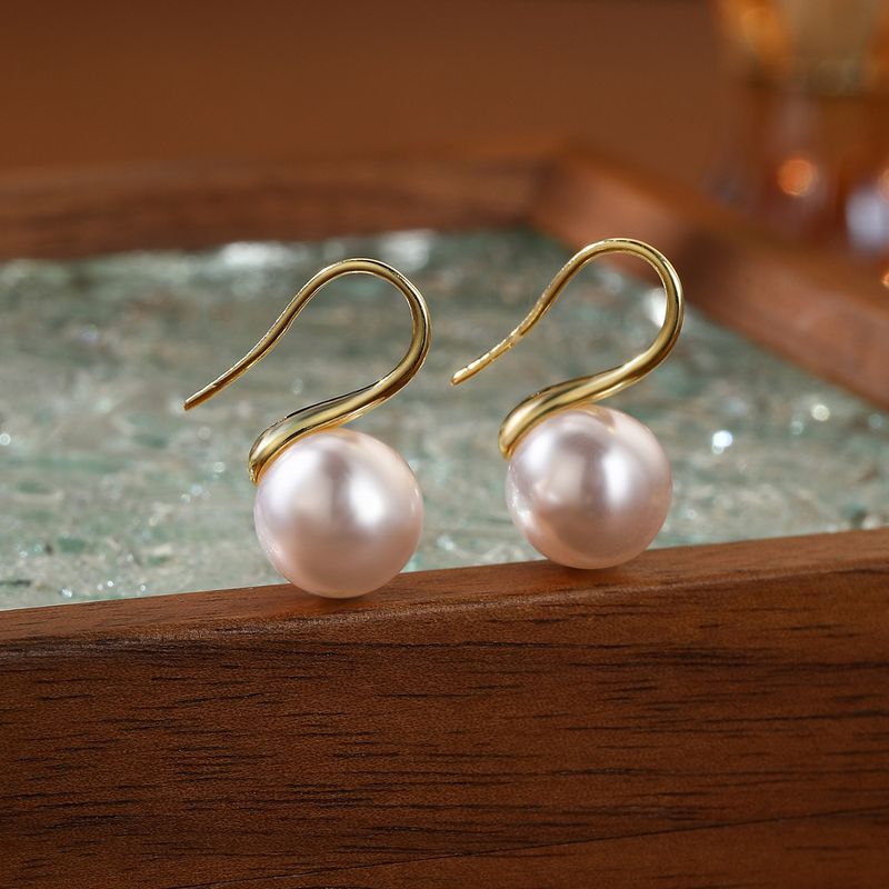 High grade earrings, geometric creative pearl ear hooks, temperament high heels, pearl earrings, simple niche design ear hooks_voghion.com