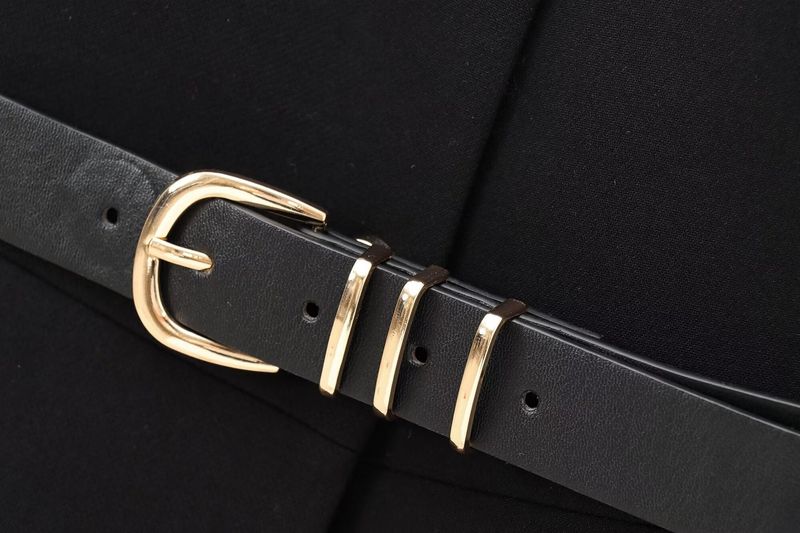 Damenbekleidung High-End-Gürtel Einfaches ärmelloses Hemd Lagen-Taillenweste für Damen_voghion.com