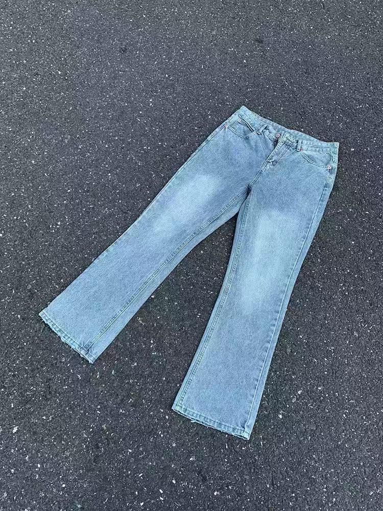 Hellblaue Vintage-Jeans für Herren, Retro-amerikanisches Straight-Leg mit dezentem Schlag, High-Street-Mode für Jugendliche, verwaschener Denim_voghion.com