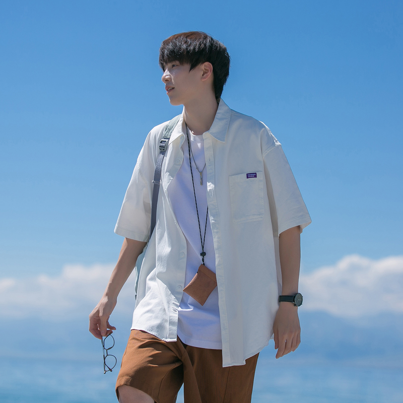 Camicia retrò, stile estivo sottile da uomo, design alla moda per camicia a maniche corte, giacca Amikaki di nicchia_voghion.com