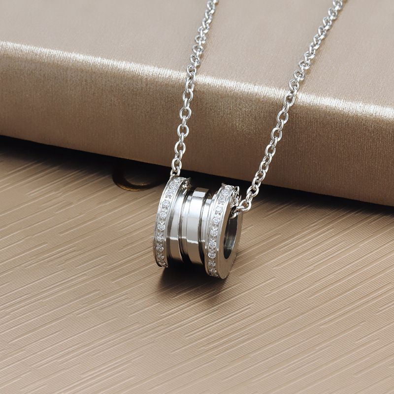 Designer-Lichtring aus Titanstahl, Halskette für Damen, modischer Kragen, Kette, Trend, kleine Taille, Federanhänger_voghion.com