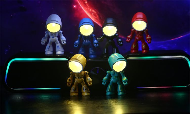 High-Quality Robot Night Light Ornament Atmosphere Creative Gift For Dormitory Bed Use Battery-Powered Mini Table Lamp_voghion.com