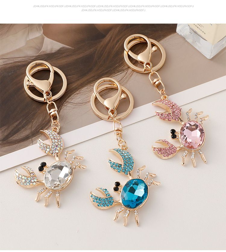 Diamond-Encrusted Metal Vivid Small Crab 3D Keychain For Women Cute Creative Bag Pendant Gift_voghion.com