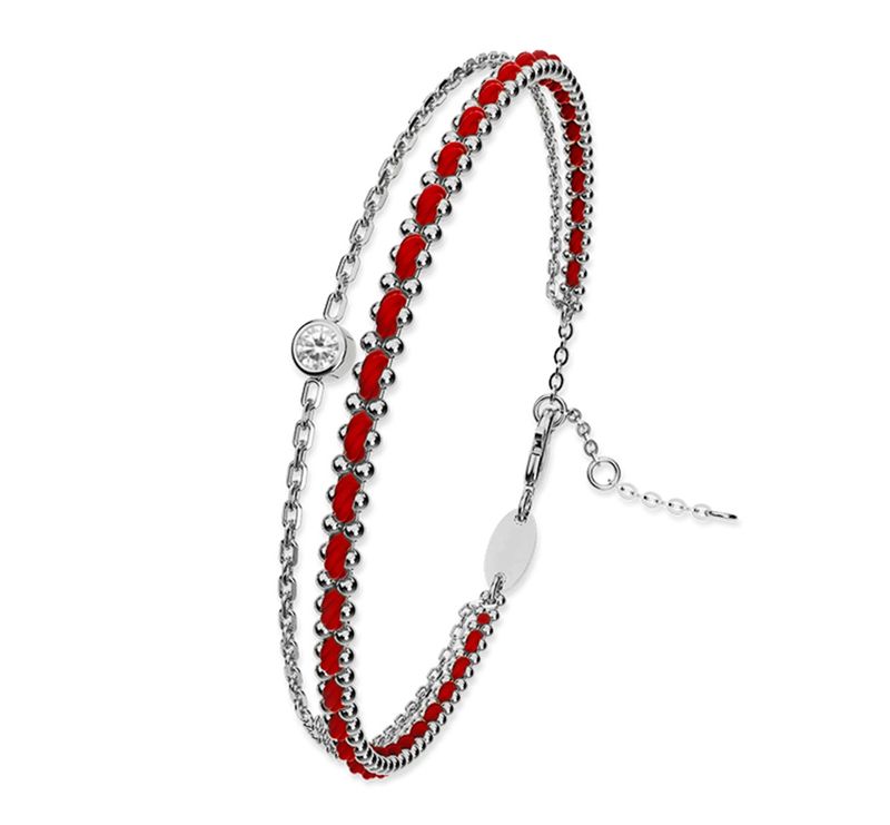 Dames sieradenontwerp met dubbele laag rode draadarmband, licht luxe, hoogwaardig ontwerp, modieus en veelzijdig, geweven handsieraden_voghion.com