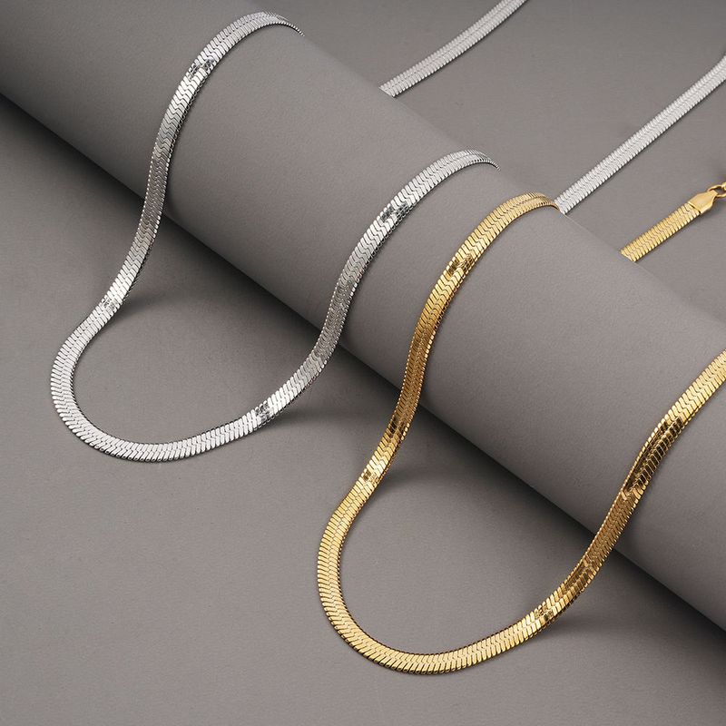 European And American Trendy Niche Items Blade Chain Light Luxury Non-Fading Necklace_voghion.com