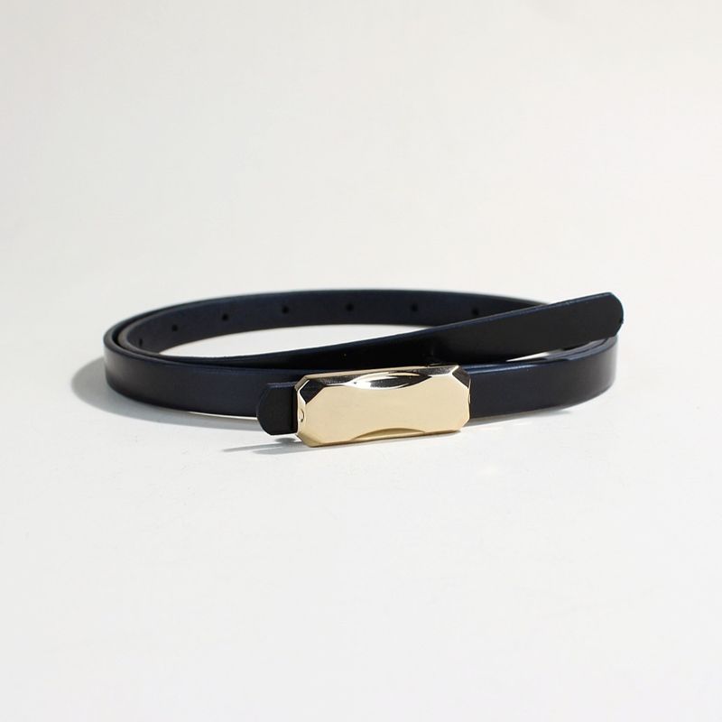 Slankt bælte i slikfarvet materiale til kvinder - Guldspænde i taljen, minimalistisk dekorativt bælte til kjoler og højtaljede bukser_voghion.com