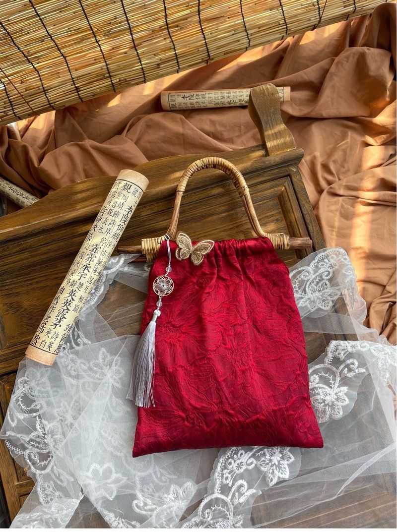 Nuova borsa in stile cinese con nodo di bambù, fatta a mano, farfalla, cheongsam, Hanfu, borsa rossa per fidanzamento, decorazione per matrimonio_voghion.com