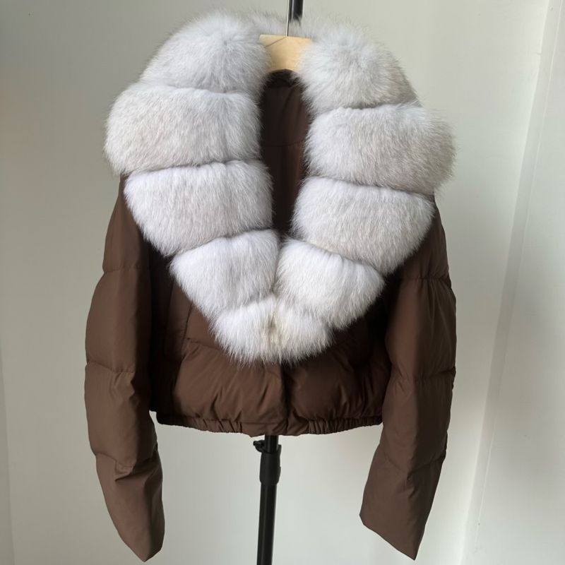 Luxury Winter Short Down Jacket For Women With Detachable Fox Fur Collar, High-Quality White Duck Down, Elegant & Stylish, Loose Fit, Warm_voghion.com