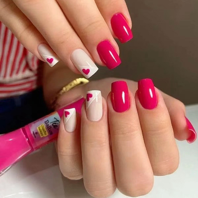 24 Stück künstliche einfache Nägel mit Kleber, mittellang, quadratisch, künstliche Nägel, glitzernde Pailletten, zum Aufdrücken auf die Nägel, Maniküre, Gelb_voghion.com
