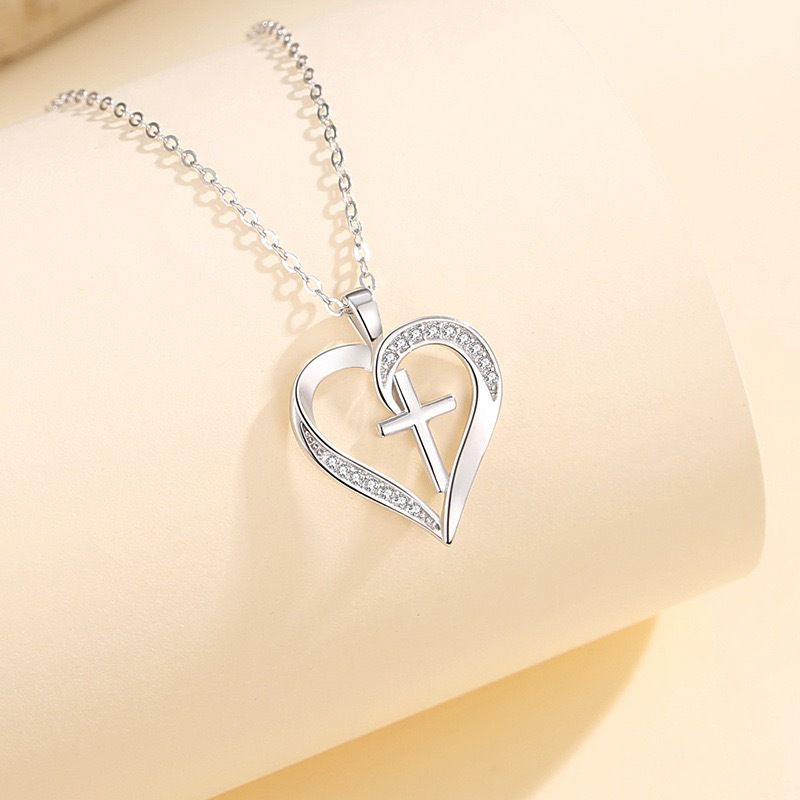 Collana in argento sterling di alta qualità per donna, con croce a forma di cuore con diamanti, catena alla clavicola alla moda_voghion.com