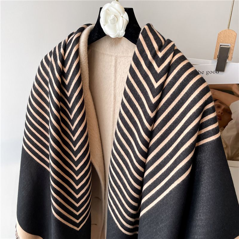 2022 Kaschmirschal Schal für Frauen Print Striped Thick Winter Warm Pashmina Decke 125 cm große quadratische Echarpe_voghion.com