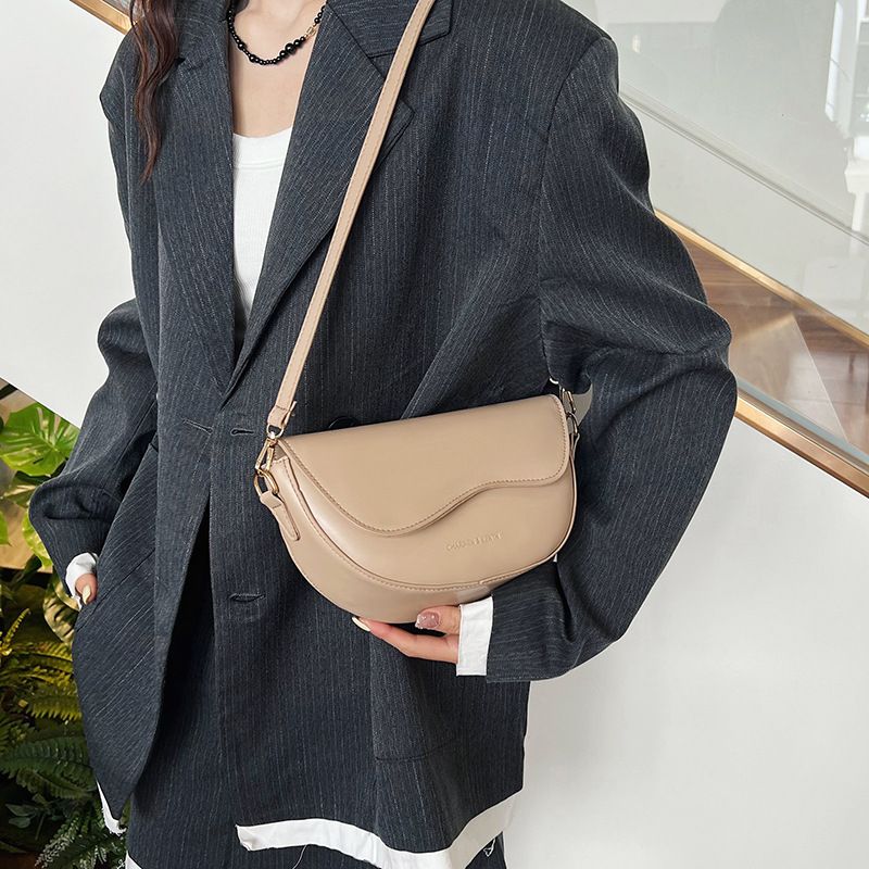 Bolso bandolera versátil de estilo sillín para mujer, tendencia de nicho, modelo nuevo 2025._voghion.com