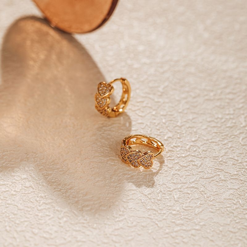 Pendientes frescos, chapado en oro auténtico, estilo minimalista pequeño, anillo sencillo, pendientes de corazón de melocotón dulce._voghion.com