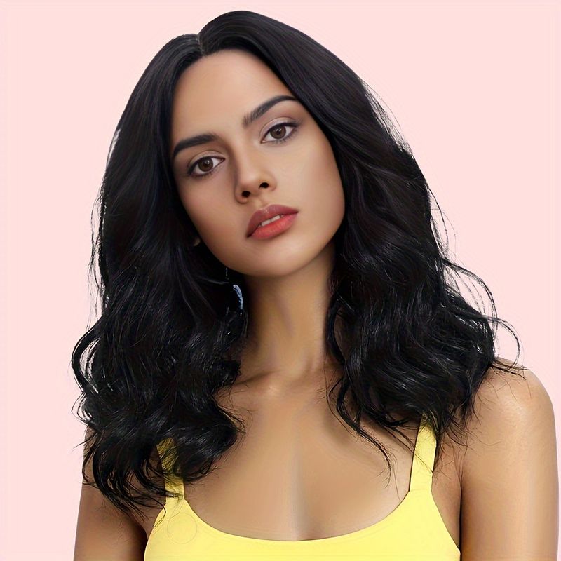 Perruque femme cheveux mi-longs avec frange et cheveux longs bouclés mécanisme coiffure en fibre chimique_voghion.com