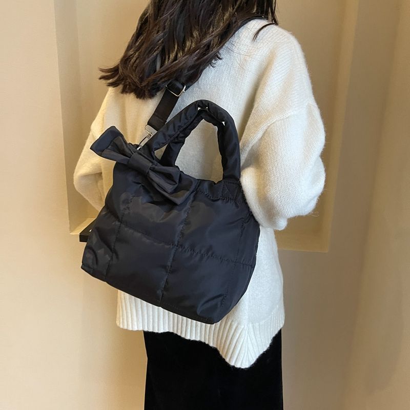 Borsa a mano con fiocco alla moda di alta gamma per donna 2023, nuova borsa a secchiello versatile alla moda per pendolari_voghion.com