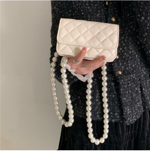 Mini Brust Exquisite Kleine 2024 Neue Kette Gefühl Perle Casual Lingge Schräge Straddle Mom Tasche_voghion.com