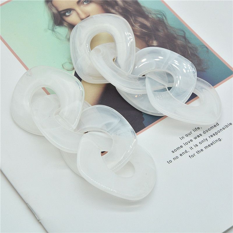 Trendy Long Exaggerated Elegant Personality Acrylic Decorative Earrings_voghion.com