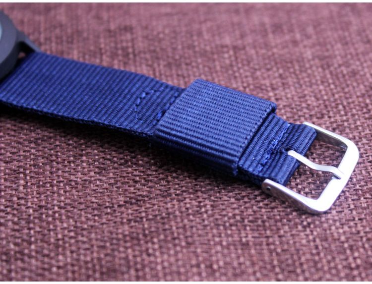 Men's and women's casual canvas strap, buckle, watch pointer_voghion.com