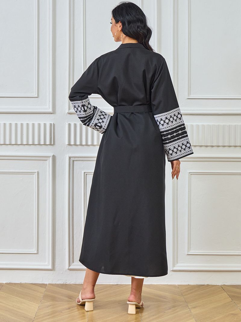 Sieviešu apģērbs Abaya Tuvo Austrumu musulmaņu modes elegants kardigans izšūta kleita sieviešu halāts_voghion.com