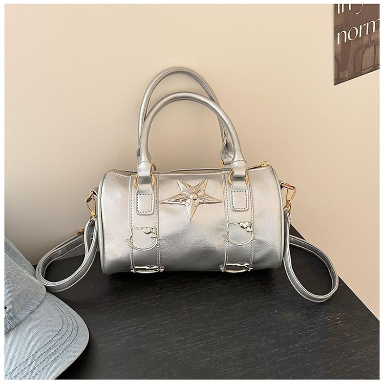 Piccolo design argento rotondo secchio piccante ragazza ascella b, donne 2024 nuovo trendy e alla moda piccola nicchia spalla_voghion.com