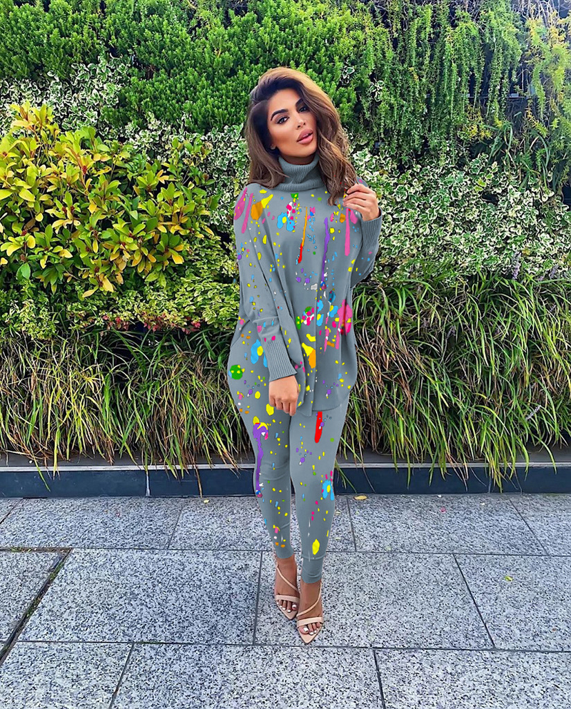 Women's two-piece suit with sleeved blouse and trousers_voghion.com