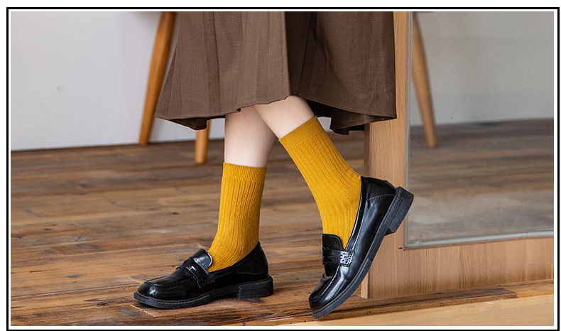 Herfst- en wintersokken voor dames, wollen sokken, studenten, warme mid-tube sokken voor dames, koudebestendige zachte Japanse mid-tube verdikte wollen sokken_voghion.com
