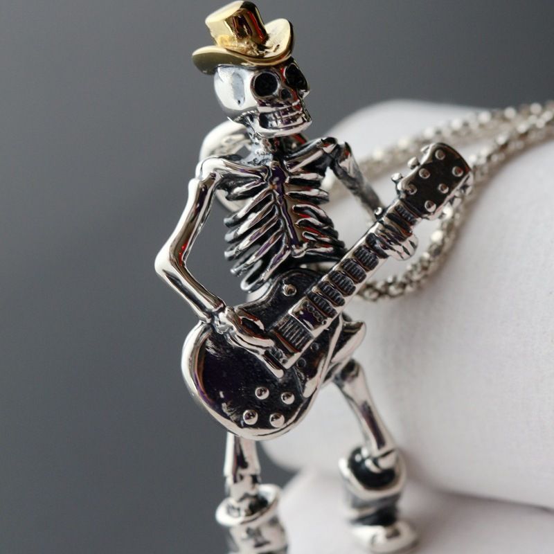 Nowy trend w modzie, gorąca wyprzedaż naszyjnik z wisiorkiem w kształcie czaszki na gitarze_voghion.com