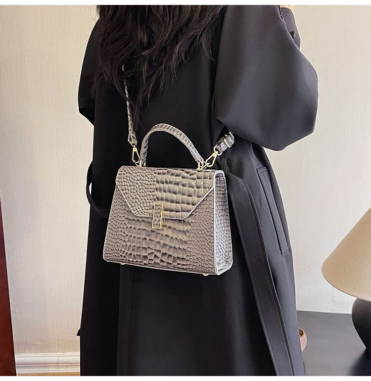 Sac à main en cuir laqué de grande capacité pour femmes, motif de pierre, épaule unique diagonale, vent croisé, nouvelle collection automne/hiver 2023_voghion.com