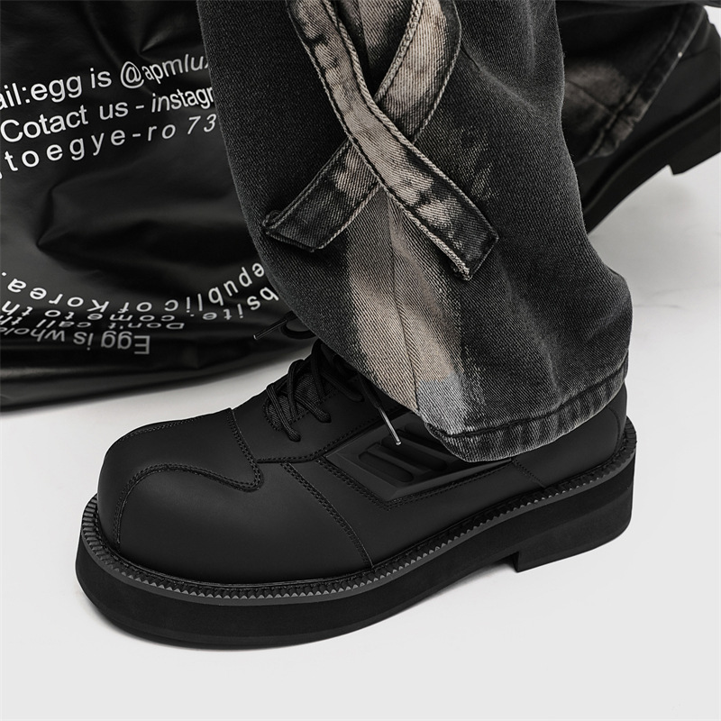 2024 Frühling mattschwarze Sohle aus Leder mit großem Kopf für Herren, kleiner und lässiger britischer Stil, Trend zu gehobenen Derby-Schuhen_voghion.com