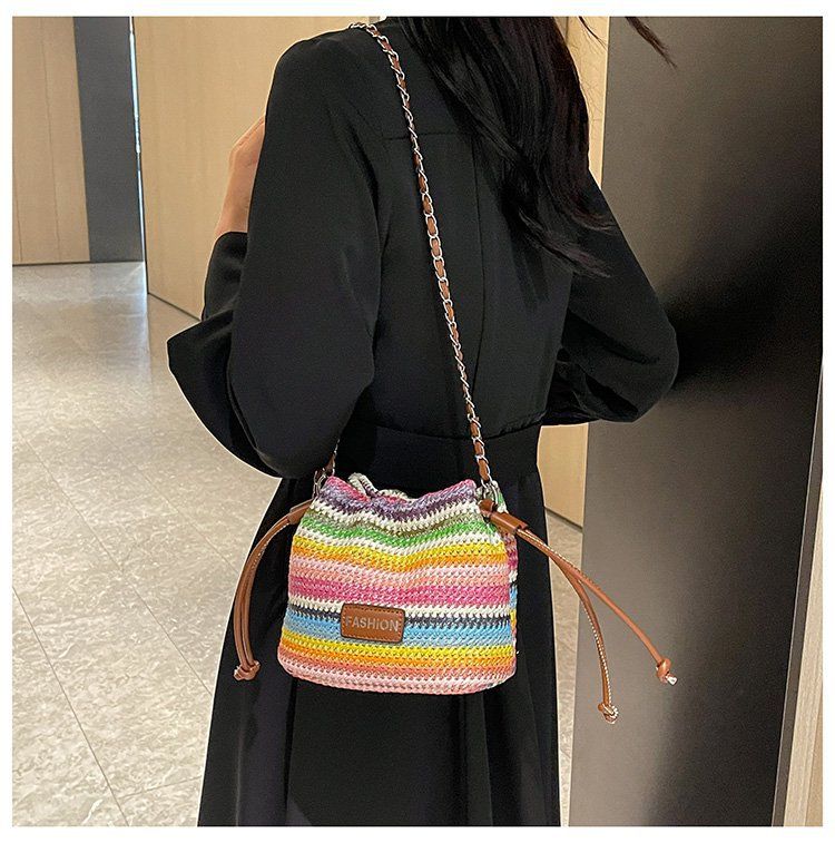 Borsa a secchiello intrecciata arcobaleno per donna_voghion.com