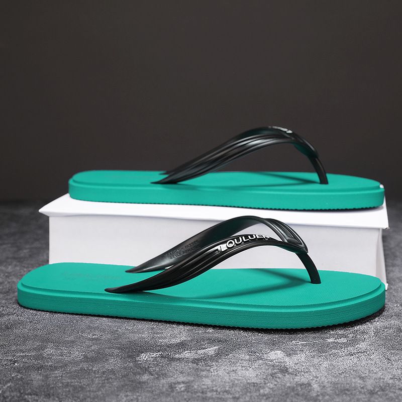 Neue Strand-Flip-Flops in koreanischer Version, trendige Clip-On-Füße, modische Hausschuhe für Herren zum Tragen im Freien, personalisiertes PVC_voghion.com