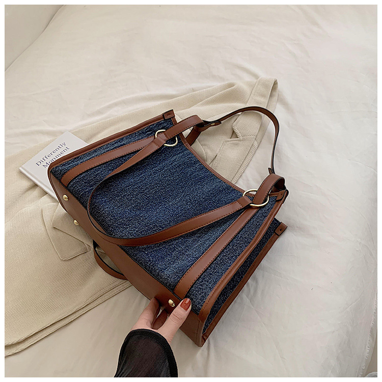 Bolsa feminina 2023 nova retro denim cor contraste bolsa de ombro grande capacidade de alta qualidade trabalho viajar sacola_voghion.com